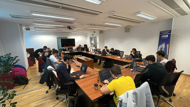 BreaQ 2025, hackathon