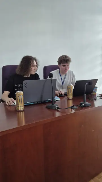 BreaQ 2025, hackathon