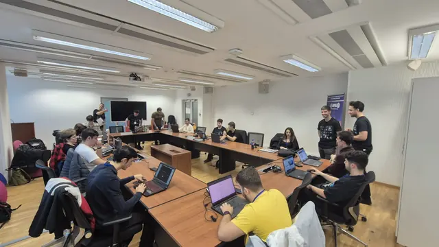 BreaQ 2025, hackathon