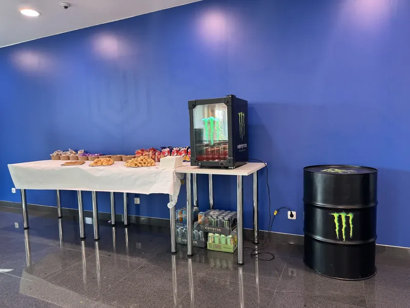 The fuel station: snacks and energy drinks